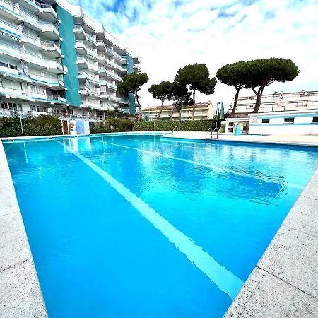 Oriol Center Apartments