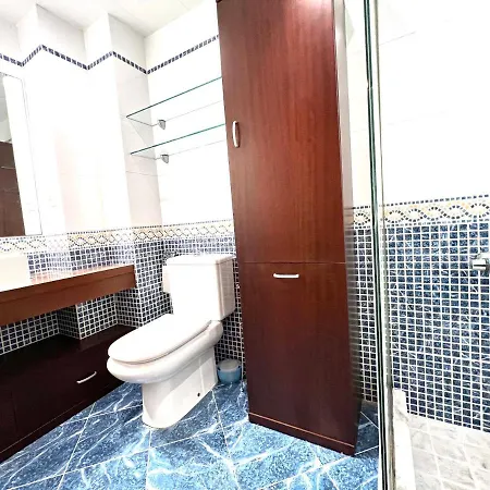 Oriol Center Apartments *